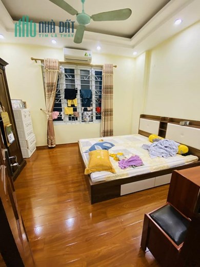 Bán nhà ngõ 72 Trường Chinh, ngõ nông, rộng, ô tô gần nhà đẹp 6 ngủ, 35m,  3 tỷ 77