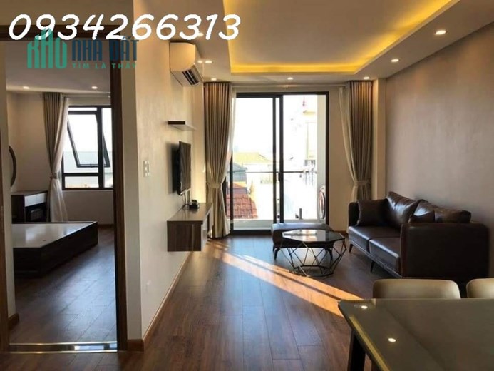 Bán nhà đẹp 30m2 5tầng mặt tiền 8m 4.5tỷ ngõ ô tô phố Hoa Bằng Cầu Giấy