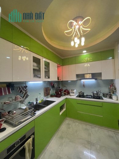 NGộp Mặt Tiên - Tân Khai - Quận 11 - 3 tầng Mới ở liền  - 40m2
