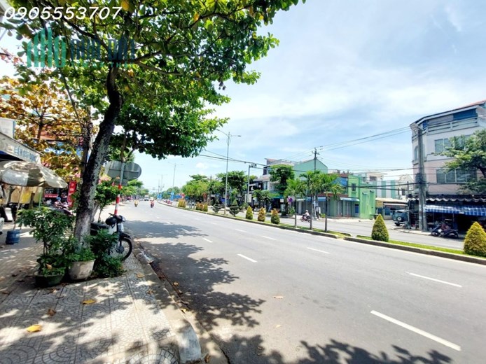Đi US GẤP BÁN, Nhà 4 tầng mặt tiền CÁCH MẠNG T8, Cẩm Lệ, Đà Nẵng đang cho thuê, Giá chỉ 5,6x tỷ