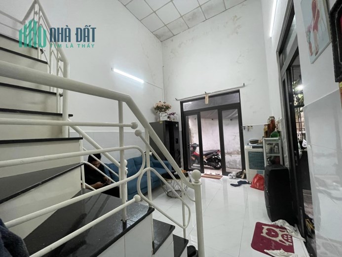 ♪Trường Chinh gần Ngã Ba Huế 51m2 cách đường 70m, lửng đúc đẹp, kiên cố