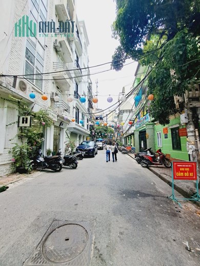 Bán nhà ngõ Hàng Bún 37m x 5 tầng, mt: 7.5m
Giá chào: 22 tỷ thương lượng
