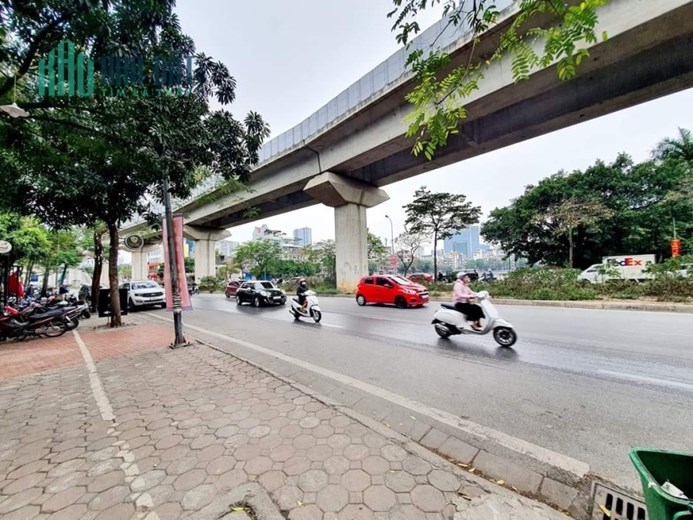 SIÊU PHẨM VIEW HỒ HOÀNG CẦU - HÀNG VIP - KINH DOANH SẦM UẤT. 200M X 3T. GIÁ 62 TỶ