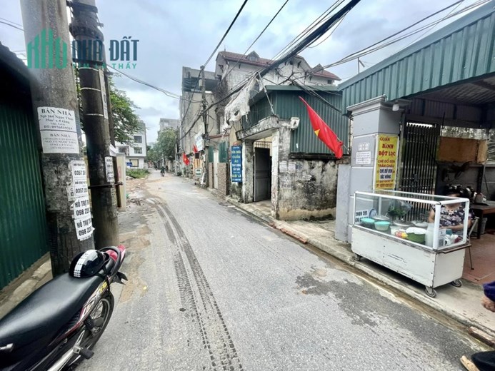 Bán đất ngõ 264 Ngọc Thuỵ 45m, MT 5m, oto tránh gần chỉ nhỉnh 3tỷ LH: 0936123469