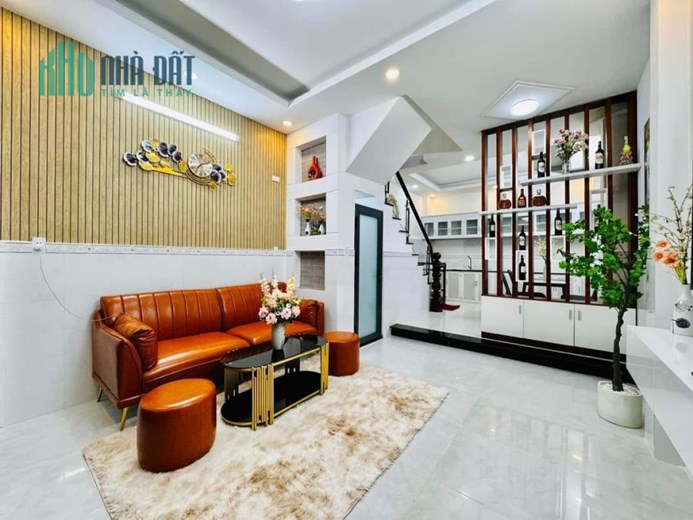Bán Nhà Nguyễn Oanh Gò Vấp 40m2 Giá 4 Tỷ Hẻm Xe Hơi 3 Tầng