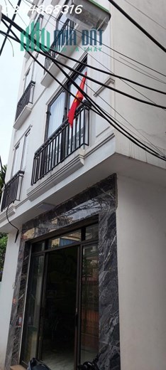 Bán nhà Ngọc Thụy, Long Biên, căn góc, gàn trường chợ, công viên, ngõ thông, 5 tầng ở ngay, nhỉnh 3