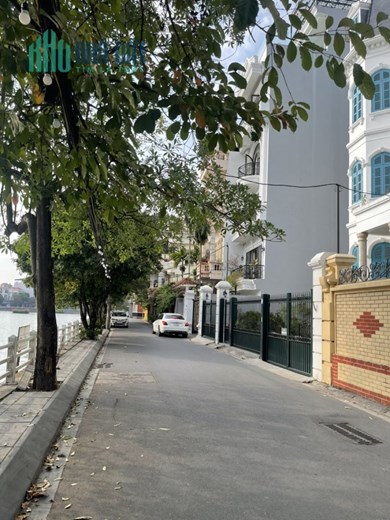 THỬA ĐẤT HIẾM – MẶT HỒ BỒ ĐỀ - THÔNG SỐ ĐẸP – THOÁNG SÁNG QUANH NĂM - Ở SANG SỐNG SƯỚNG