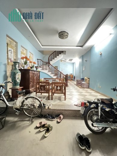 Bán nhà Nhân Hòa Nhân Chính 65m 4 tầng mặt tiền 4.6m ngõ thông kinh doanh nhỉnh 8 tỷ lh 0975124520