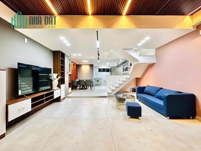 Xe Hơi Tránh,Nhà 5 Tầng, Khu Vip Cán Bộ, Chợ Hạnh Thông Tây,55m2,Ngang 5m, Giá 5.9 Tỷ