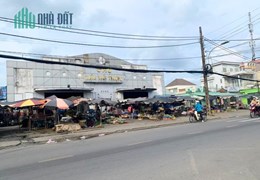 Bán Nhà Ngay Chợ Xuân Thới Thượng 90M2 Ngang 4.8M Chỉ 3.3 Tỷ