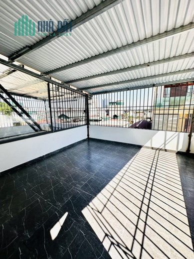 Bán nhà Tôn Đức Thắng 36m2 x 4 tầng, mt 4m, 3 thoáng, ngõ to rộng, thông, 3.8 tỷ