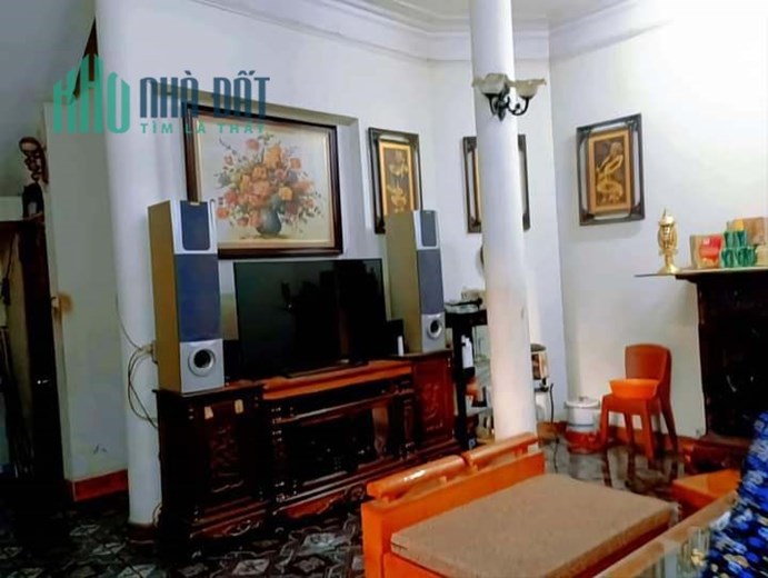 Bán Nhà Ngõ 23 Xuân La - Tây Hồ 108m2 x 4 tầng, ngõ thông gần Phố, diện tích to mặt tiền rộng mà