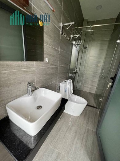 Nhà 4 tầng. Mặt tiền Kinh doanh, sát XLHN và Ngã 4 Thủ Đức, P Hiệp Phú. Giá 9,7 tỷ