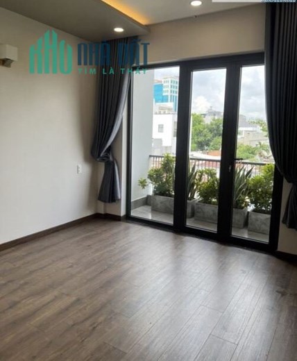 Nhà 4 tầng. Mặt tiền Kinh doanh, sát XLHN và Ngã 4 Thủ Đức, P Hiệp Phú. Giá 9,7 tỷ