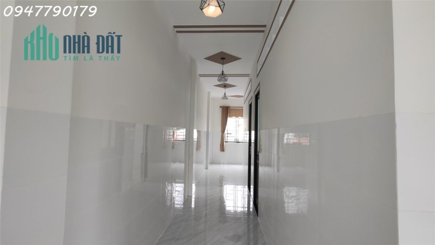 Độc Quyền: Bán Nhà Lầu 3PN Xây Dựng Đẹp, Diện Tích Rộng