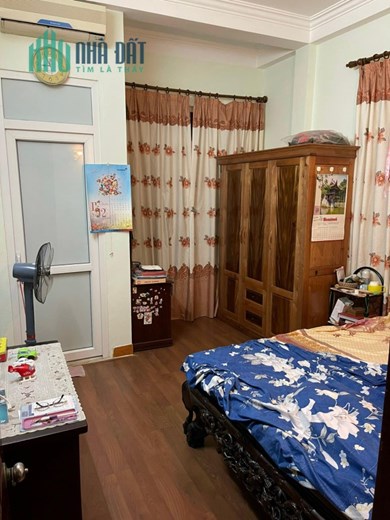 Bán gấp nhà Phố Vũ Thạnh - Hào Nam giá 3,2 tỷ, 35mx4 tầng, ở được luôn.