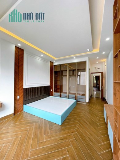NHÀ ĐẸP MỚI XÂY  1 TRỆT 4 LÂU THANG MÁY TẠI NINH KIỀU, 72M2 SHR 8.1 TỶ. LH:0966334433