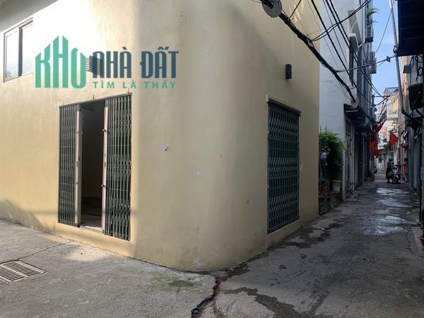 Chính chủ cho thuê nhà cấp 4, sàn 40m2, gác lửng 20m2 tại Thượng Thanh, Long Biên