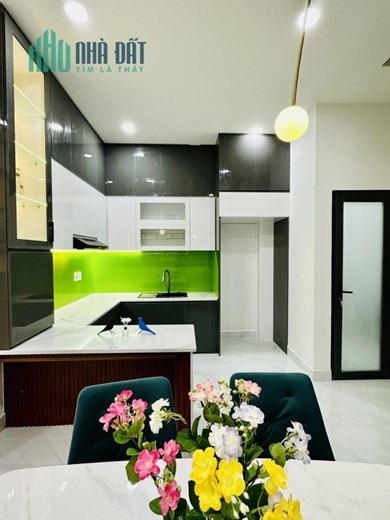 QUẬN 10 HÒA HƯNG - 10M RA ĐƯỜNG 14M , 54M2, 4PN, BAN CÔNG THÔNG THOÁNG - HẺM AN NINH - GIÁ YÊU