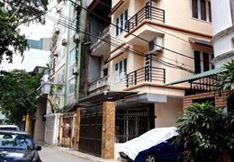 Cần bán nhà ngõ 37 Trần Quốc Hoàn an ninh tiện ích xung quanh
