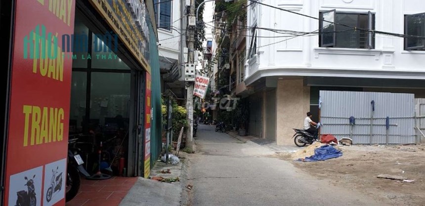 Cần bán nhà ngõ 37 Trần Quốc Hoàn an ninh tiện ích xung quanh