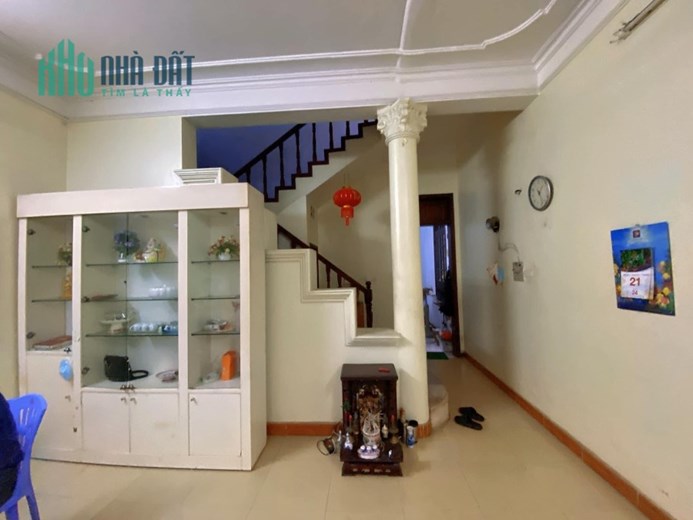 Bán nhà phố Cầu Giấy , ô tô ,lô góc 65m2 giá 13 tỷ, mua bán nhà riêng Cầu giấy giá rẻ