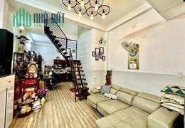 BANK DÍ LIÊN TỤC  Bán Rẻ Nhà ĐẸP 3/2 Quận 10 HẺM XE HƠI, 37m2,chỉ 5 tỷ5