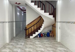Bán Căn Nhà Mặt Tiền, 72m2, ĐƯờng Trước Nhà 8m, Bình Hưng Hoà A , Bình Tân