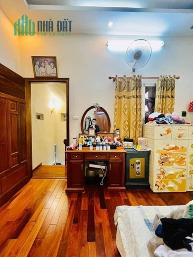 BÁN NHÀ TÔN ĐỨC THẮNG, 45m2x 4T, MT4m, Ô TÔ ĐỖ CỔNG, LÔ GÓC, KINH DOANH, CHỈ HƠN 3 TỶ