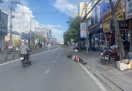 BÁN GẤP NHÀ 4 TẦNG ĐƯỜNG NGUYỄN THỊ THẬP, RỘNG GẦN 5M BỀ THẾ CHỈ 7 TỶ