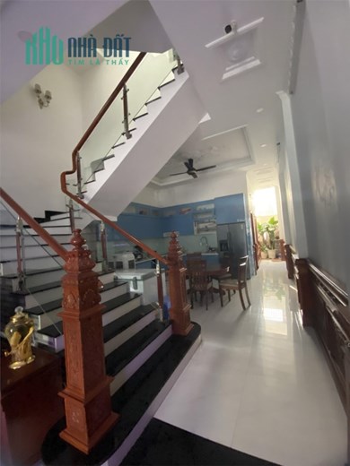 NHÀ ĐẸP - GIÁ TỐT- Cần Bán Căn Nhà Mặt Tiền Đường Nguyễn Thị Tươi, Tp Dĩ An