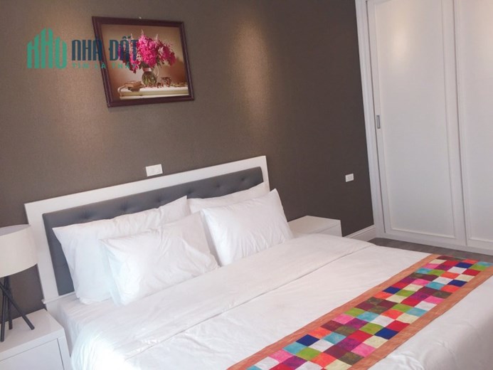 Căn hộ Vinhomes Gardenia 2PN nội thất full 76m2 view hồ giá 21 triệu. Liên hệ em  Quỳnh: 0328459347