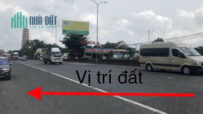 Bán Gấp Đất Mặt Tiền Quốc Lộ 51. Xã Long Phước.H .Long Thành. Ngang 30x80m.Giá Chỉ 22 TỶ