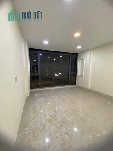Nhà MT Đề Thám, Phường Cô Giang, Quận 1