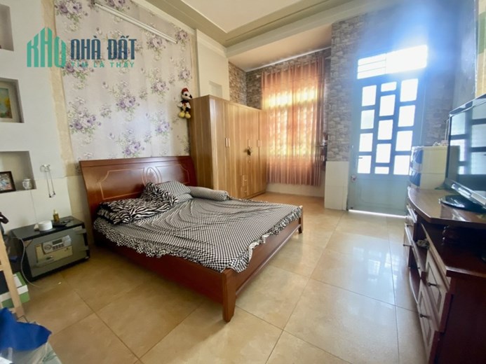 BÁN NHÀ LÊ TRỌNG TẤN, TÂN PHÚ - 105M (5x23) A4 - HXT 6M - 3 TẦNG BTCT - CHỈ NHỈNH 6 TỶ.