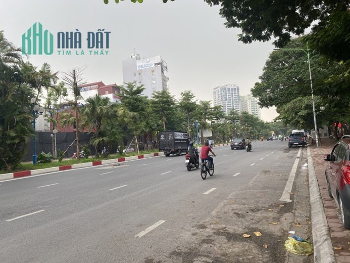 Bán nhà Hoàng Quốc Việt, Cầu Giấy. 50mx4; MT5.2m; giá 26 tỷ 7.