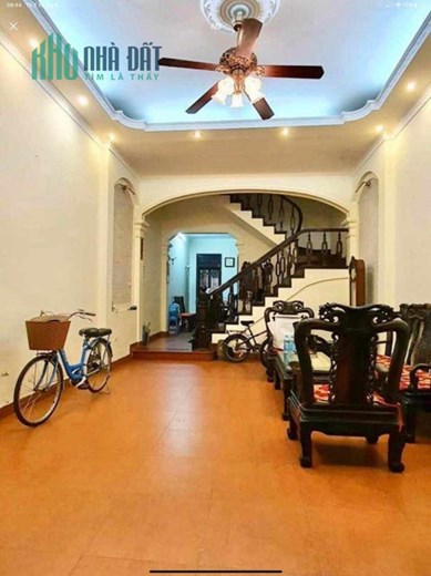 Bán nhà Phương Mai Đống Đa 57m 4T MT6m. Oto Kinh Doanh, ngõ nông, tiện ích nhiều. 7.5 tỷ