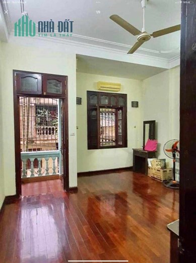 Bán nhà Phương Mai Đống Đa 57m 4T MT6m. Oto Kinh Doanh, ngõ nông, tiện ích nhiều. 7.5 tỷ