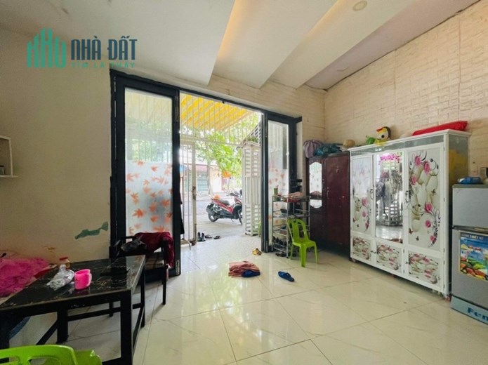 Siêu Hiếm! Bán nhà C4 mặt tiền Lê Lai (chủ yếu đất), 95m2, Giá chỉ 7,x tỷ.