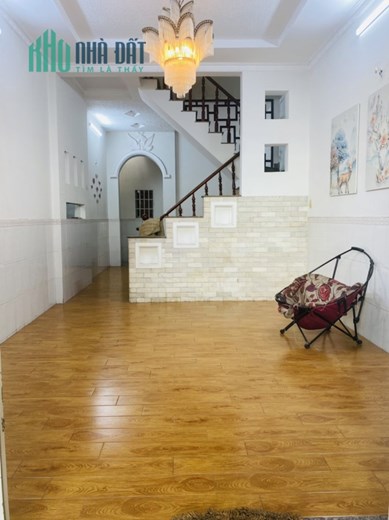 Bán nhà hẻm xe hơi sổ hồng riêng 50m2 Metro Quận 12