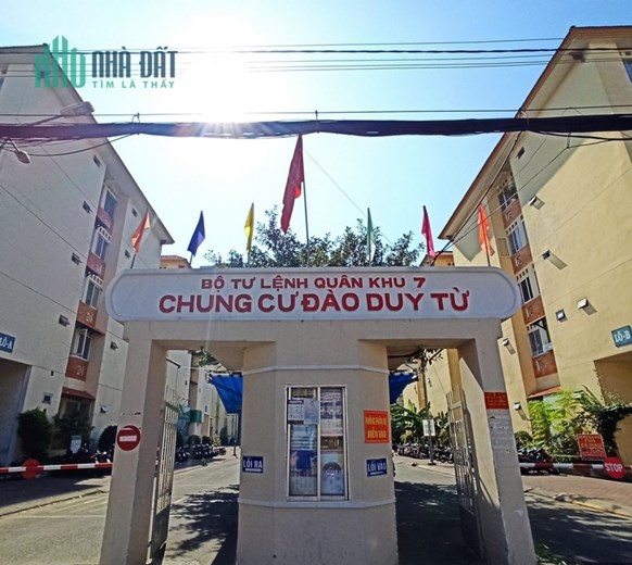 Cần bán căn hộ tầng 1 chung cư Đào Duy Từ - Đường Thành Thái, Phường 14, Quận 10