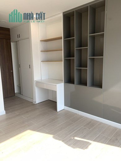 CHÍNH CHỦ CẦN BÁN CĂN MINI PENHOUSE 2PN-2WC KINGDOM 101