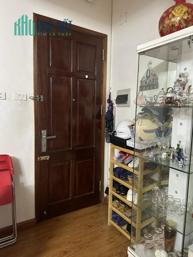 CHÍNH CHỦ Bán Nhà Tập Thể Căn Góc Vị Trí Đắc Địa Tại Quận Hai Bà Trưng, Hà Nội