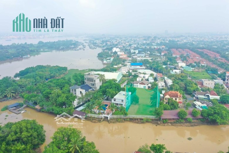 Bán Dinh Thự 16000m bao gồm Khu Nhà Ở - Sân Tennis - Sân Tập Golf và Cù Lao Ven Sông, Giá 500 tỷ có