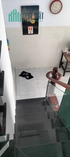 1 TY 880 CÓ NHÀ 1 LẦU . SỔ RIÊNG 40m HẺM 1697 LÊ VĂN LƯƠNG NHƠN ĐỨC.NHÀ BÈ (1697)