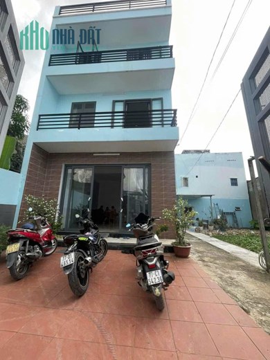 nhà bán -hiệp bình phước thủ đức  .125m  .giá 5.5ty m.bán trong 2 ngay2