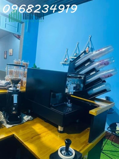 GÓC SANG NHƯỢNG Em cần sang nhượng lại mặt bằng và tất cả vật dụng trong quán ( chỉ cần vô là hoạt