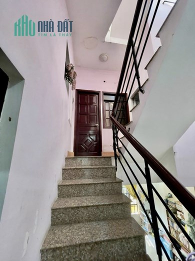 Kẹt tiền kinh doanh, bán gấp trong 10 ngày nhà HXH 163 Tô Hiến Thành, Quận 10