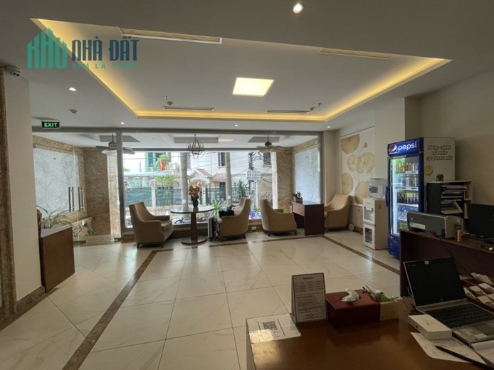 Bán toà khách sạn ngõ phố Trần Duy Hưng.DT 135 m2.GIÁ 43 tỷ