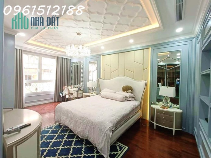 Bán BIỆT THỰ sân vườn LIỄU GIAI, dt 156m2, 5T, mt 7m, GARA 2 OTO, gần phố, chỉ 37.9 tỷ